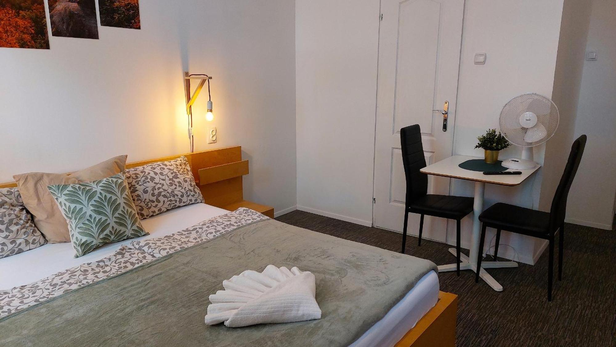 Goodmo Budapest Smart Rooms Екстер'єр фото